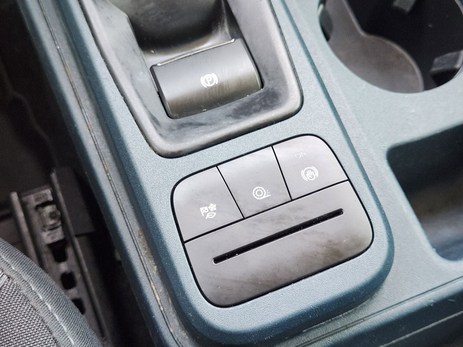 2024 Ford Maverick XL