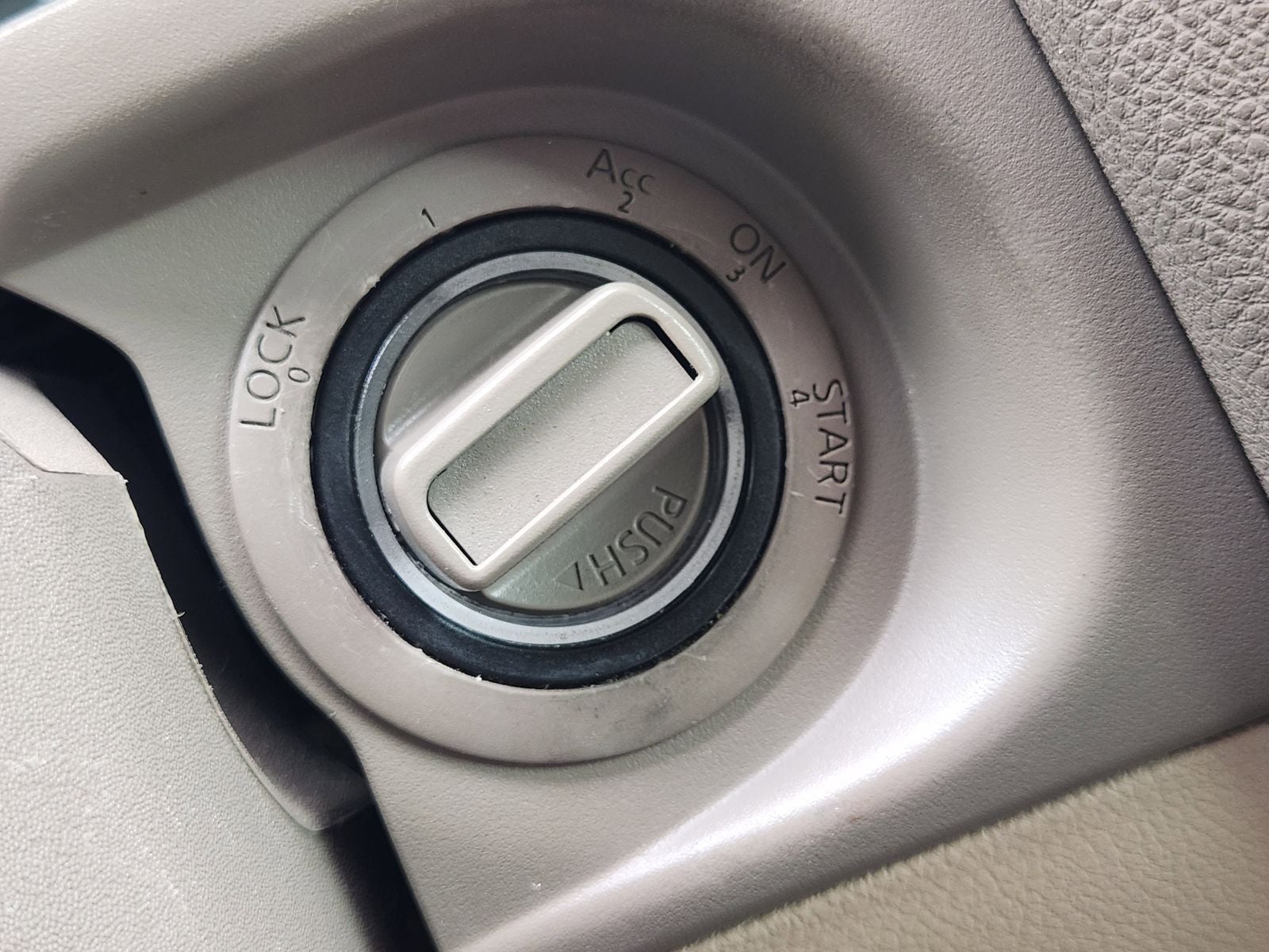 2014 Nissan Armada Platinum