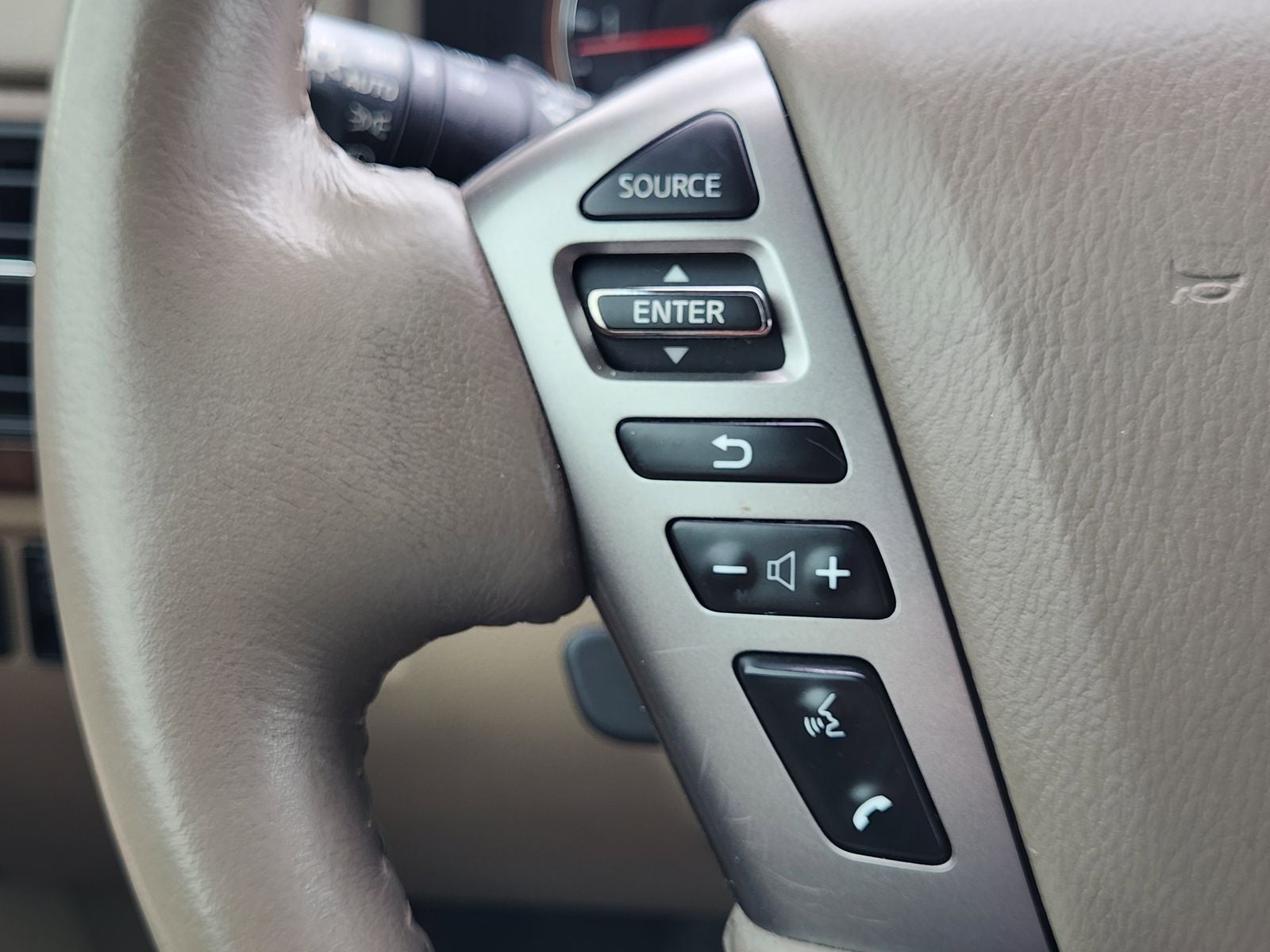 2014 Nissan Armada Platinum