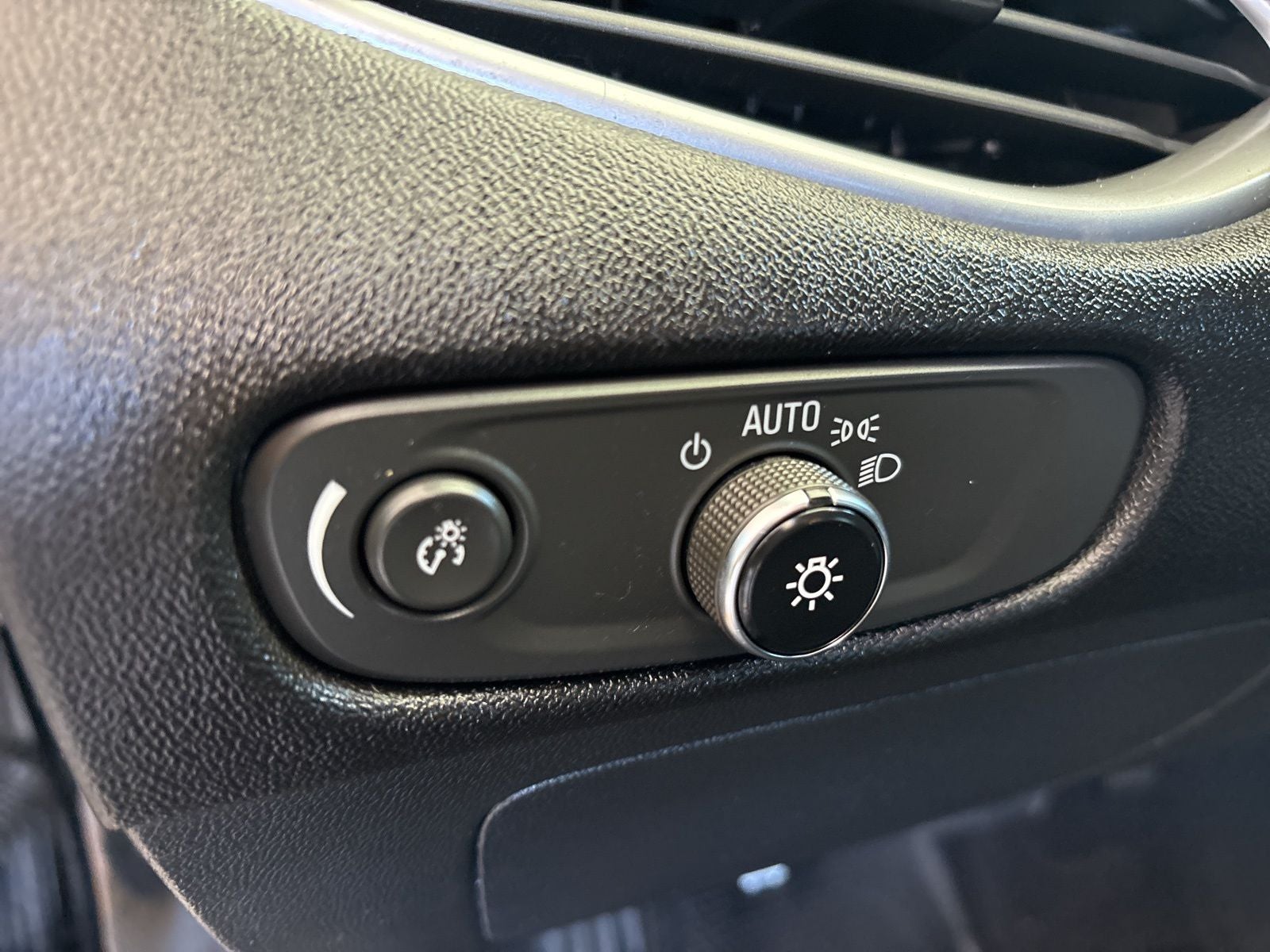 2019 Chevrolet Malibu LS 1LS