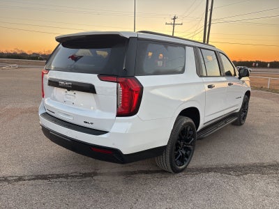 2023 GMC Yukon XL SLT