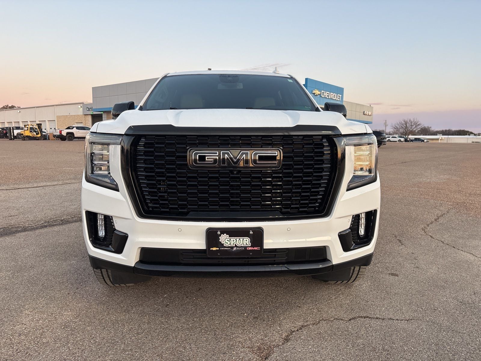 2023 GMC Yukon XL SLT