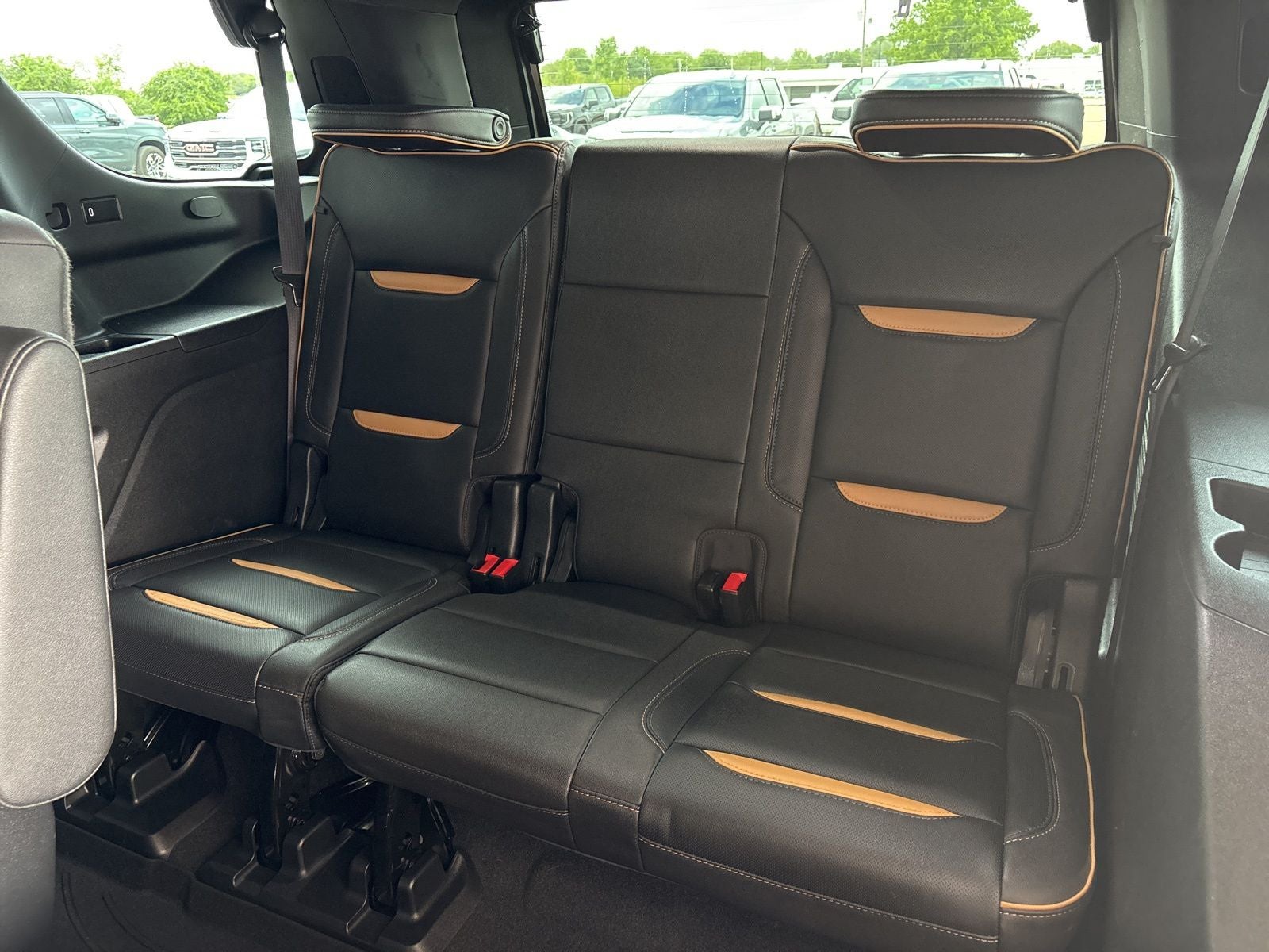 2022 GMC Yukon AT4