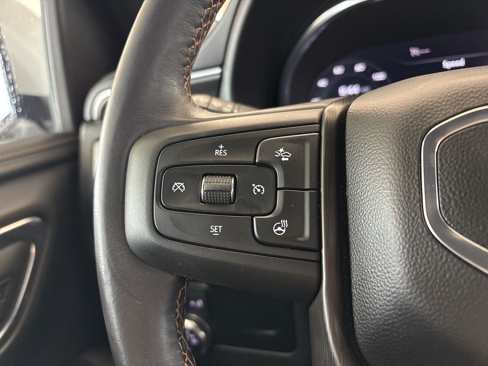 2022 GMC Yukon AT4