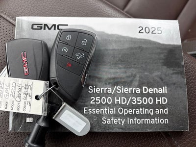 2025 GMC Sierra 2500HD Denali