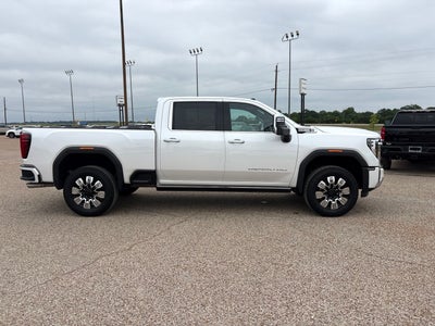 2025 GMC Sierra 2500HD Denali