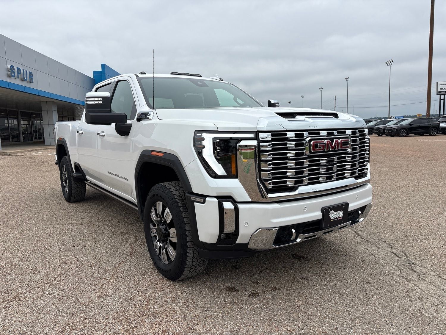 2025 GMC Sierra 2500HD Denali