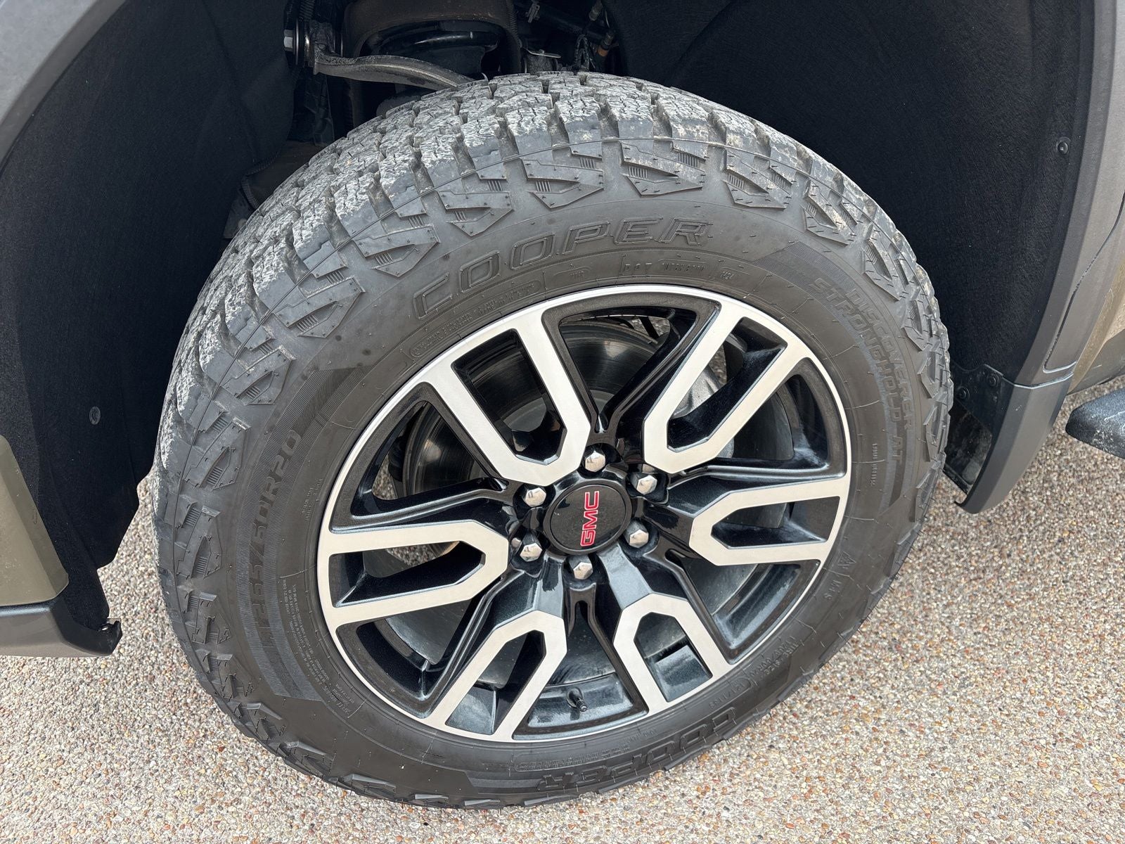 2023 GMC Sierra 1500 AT4