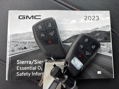 2023 GMC Sierra 1500 AT4