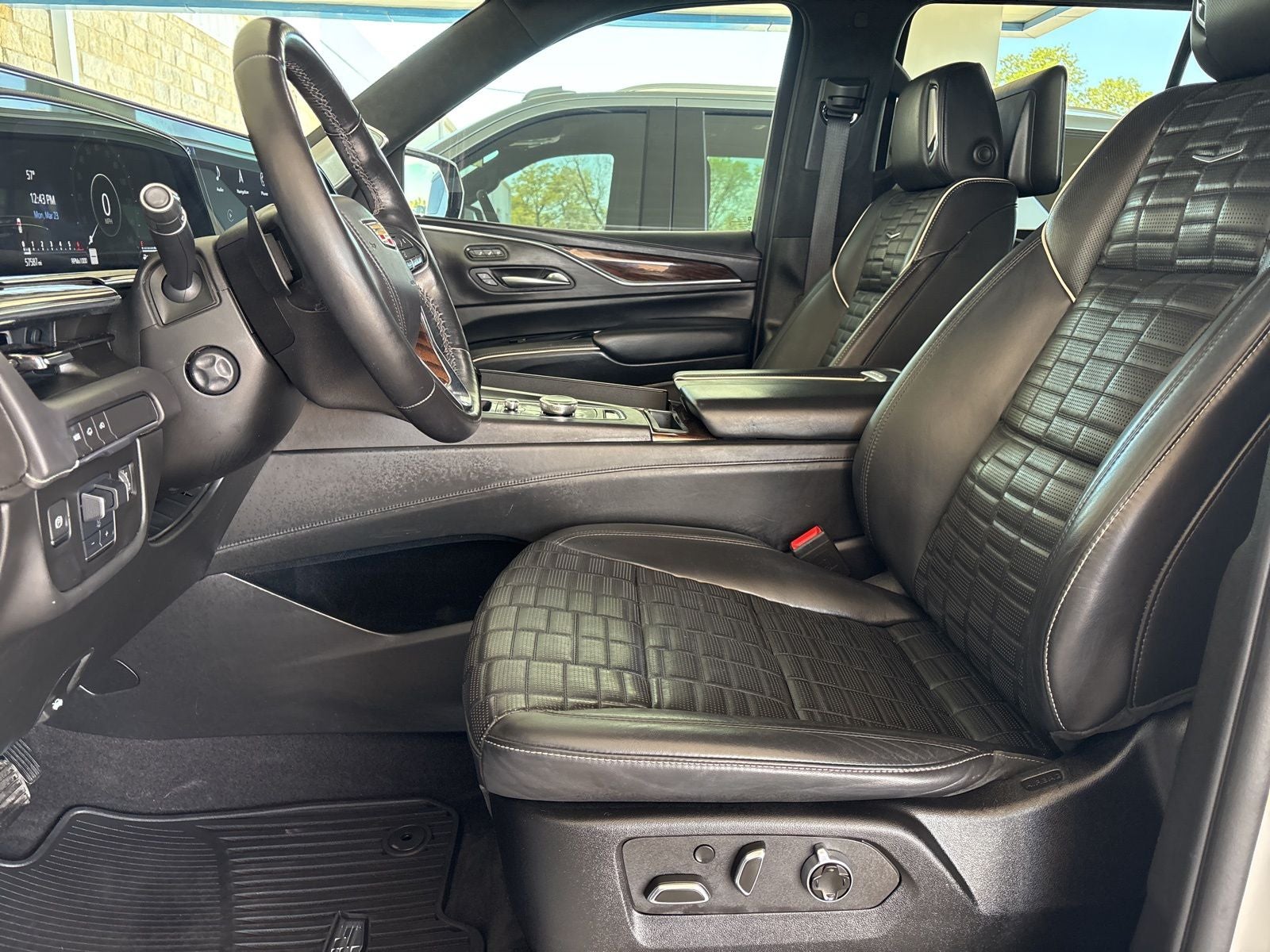 2022 Cadillac Escalade Sport Platinum