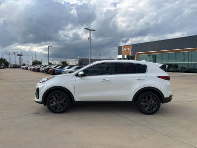 2022 Kia Sportage LX