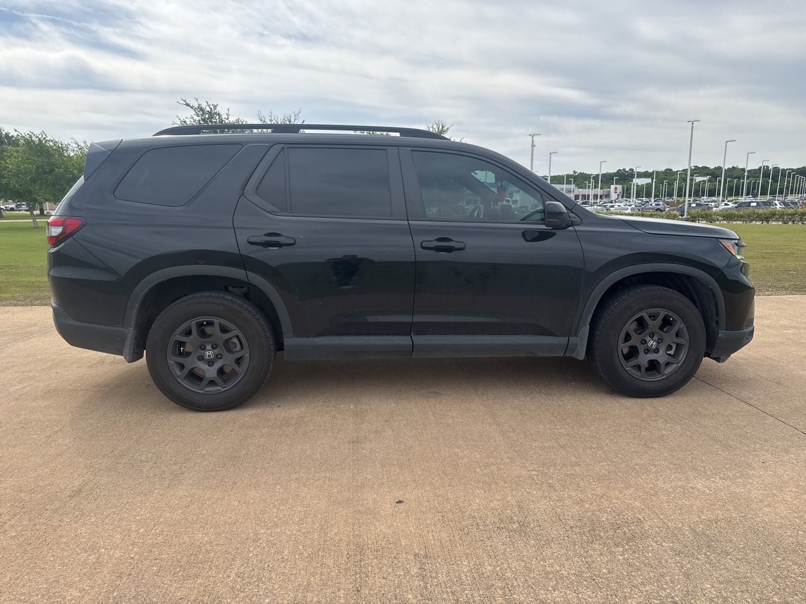 2023 Honda Pilot TrailSport