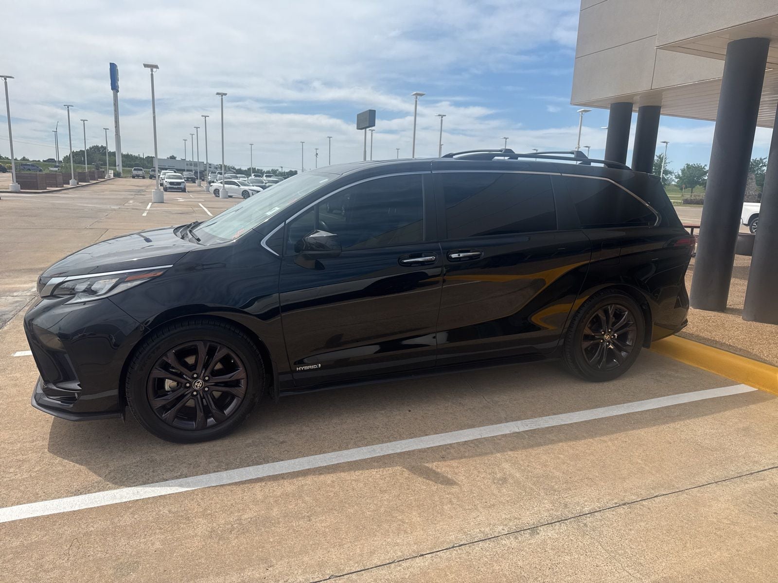 2021 Toyota Sienna XSE 7 Passenger