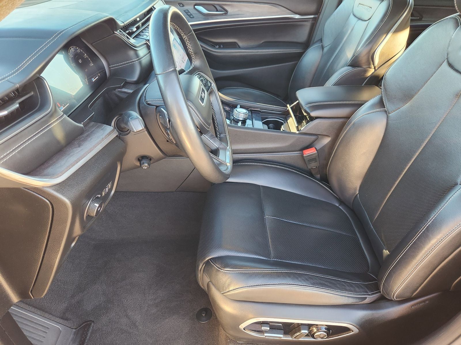 2022 Jeep Grand Cherokee L Overland