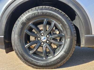 2020 Ford Explorer Base