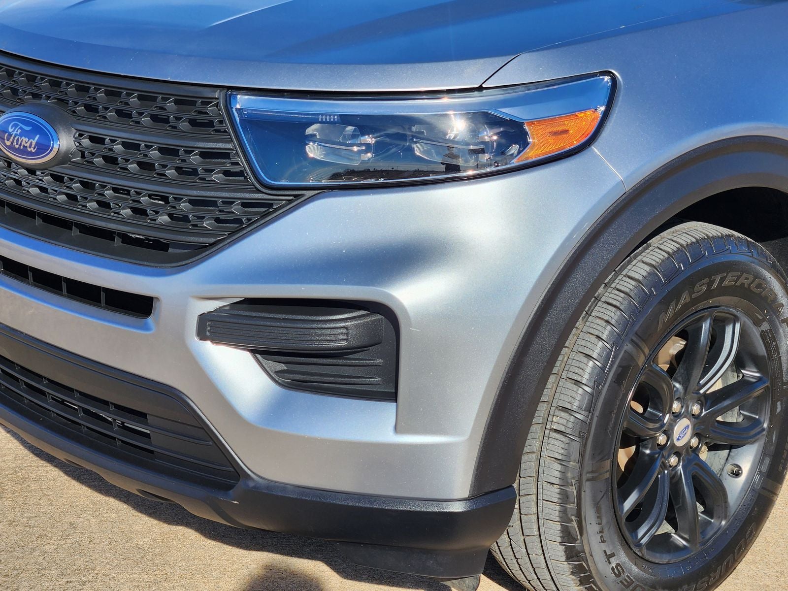 2020 Ford Explorer Base