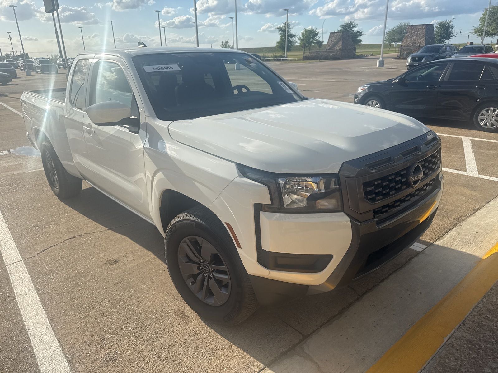 2025 Nissan Frontier SV