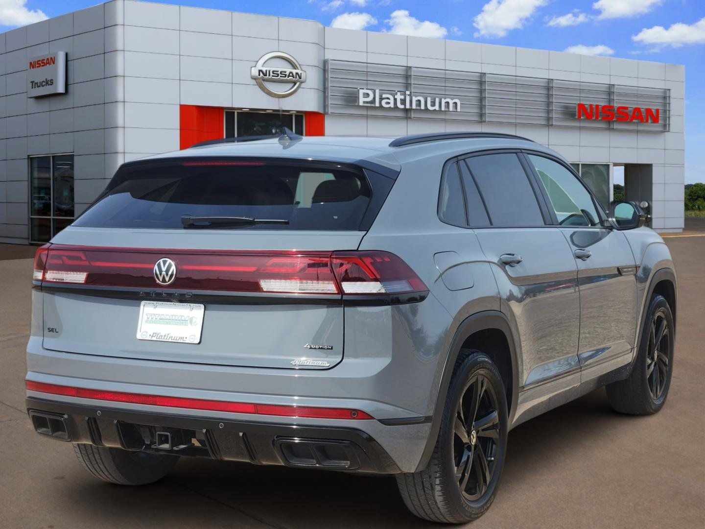 2025 Volkswagen Atlas Cross Sport 2.0T SEL R-Line Black