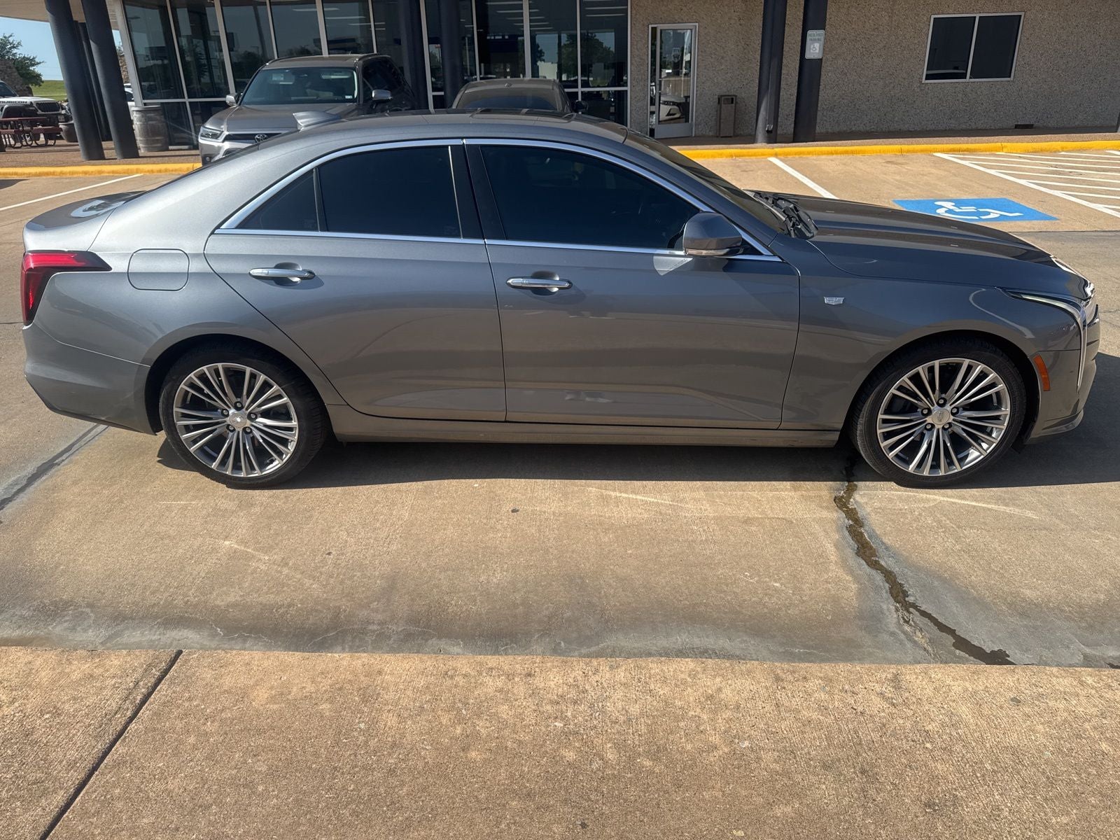 2021 Cadillac CT4 Premium Luxury