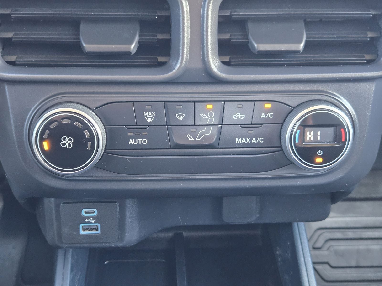 2022 Ford Maverick XL