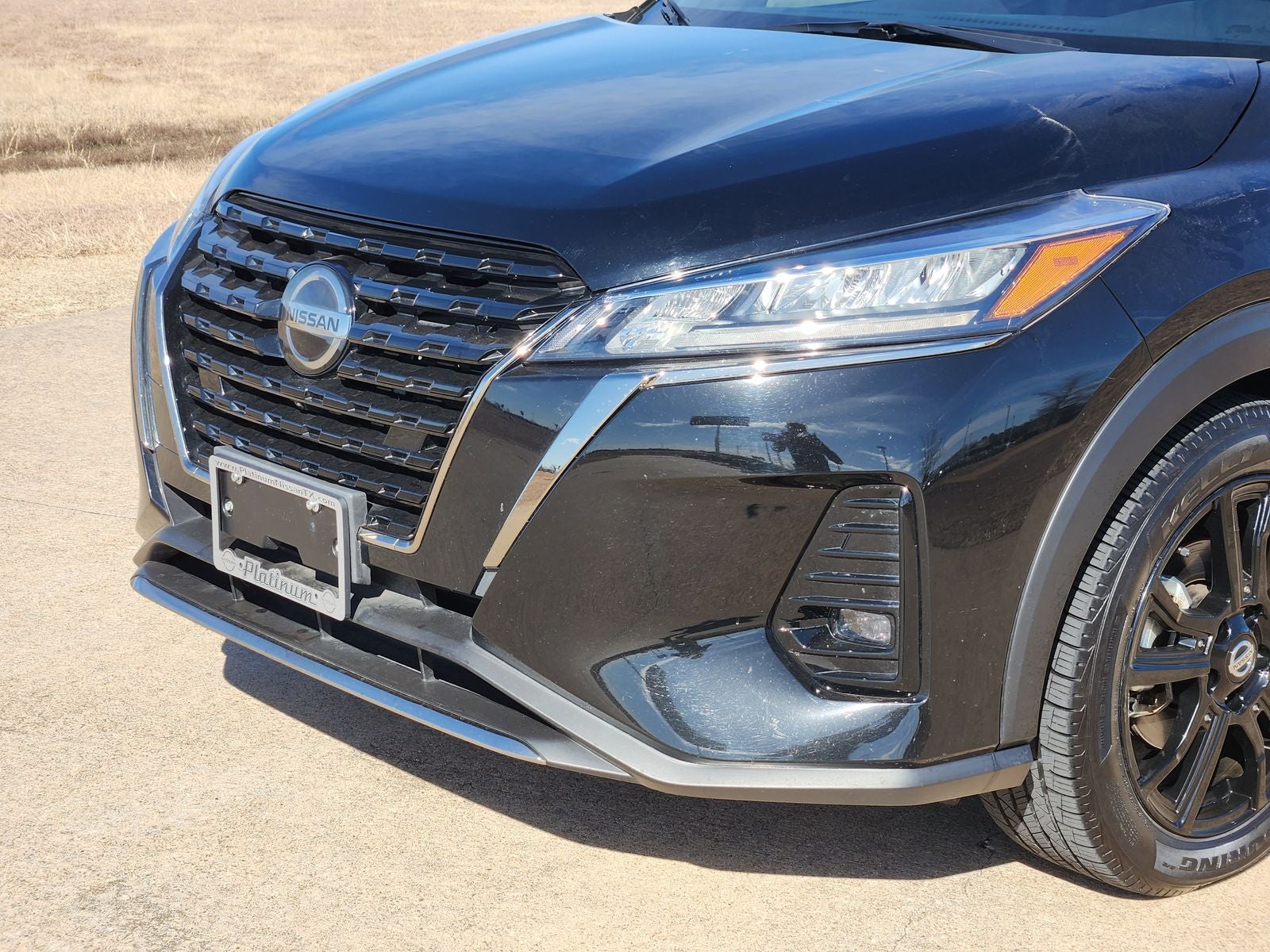 2021 Nissan Kicks SR