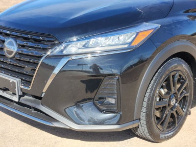 2021 Nissan Kicks SR