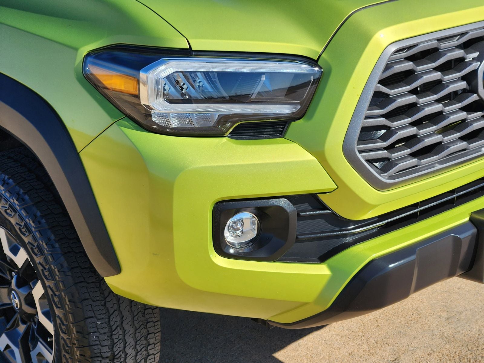 2023 Toyota Tacoma 4WD TRD Off-Road V6