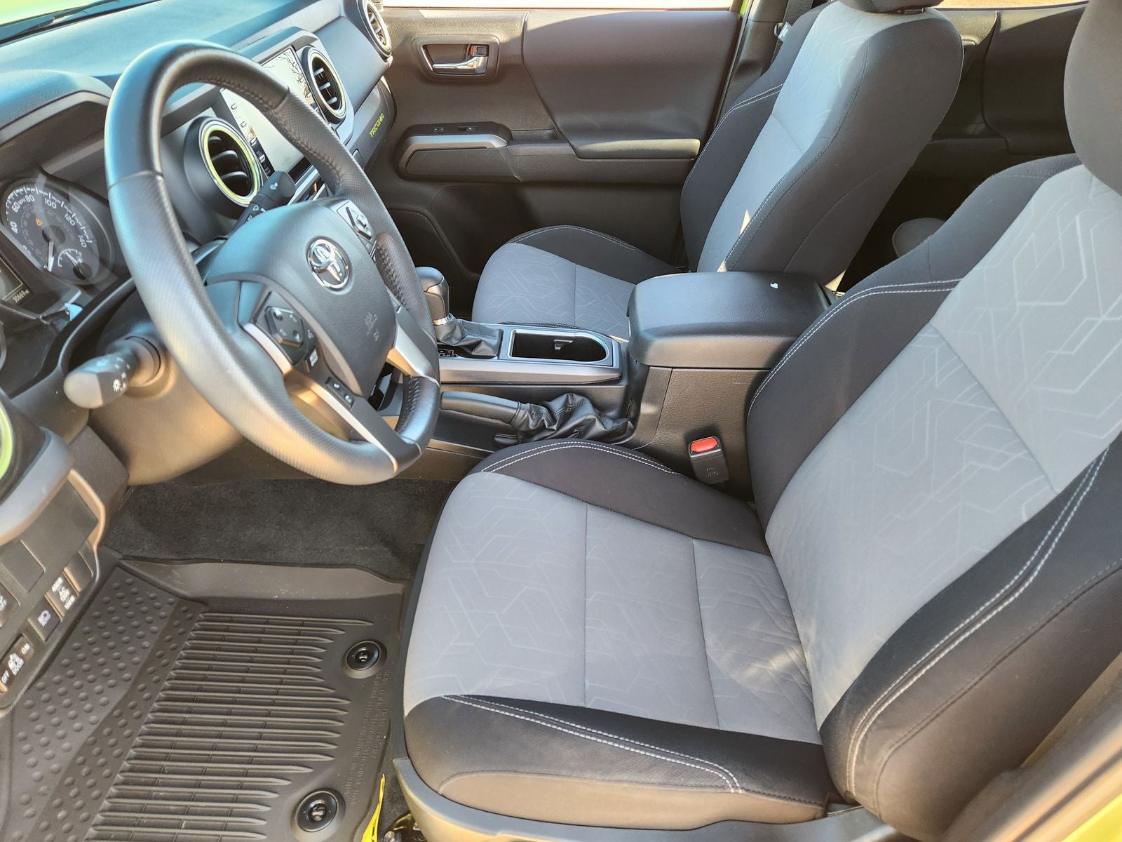 2023 Toyota Tacoma 4WD TRD Off-Road V6