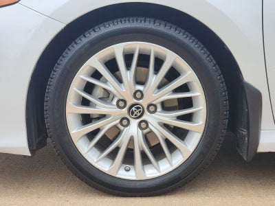 2018 Toyota Camry Hybrid XLE