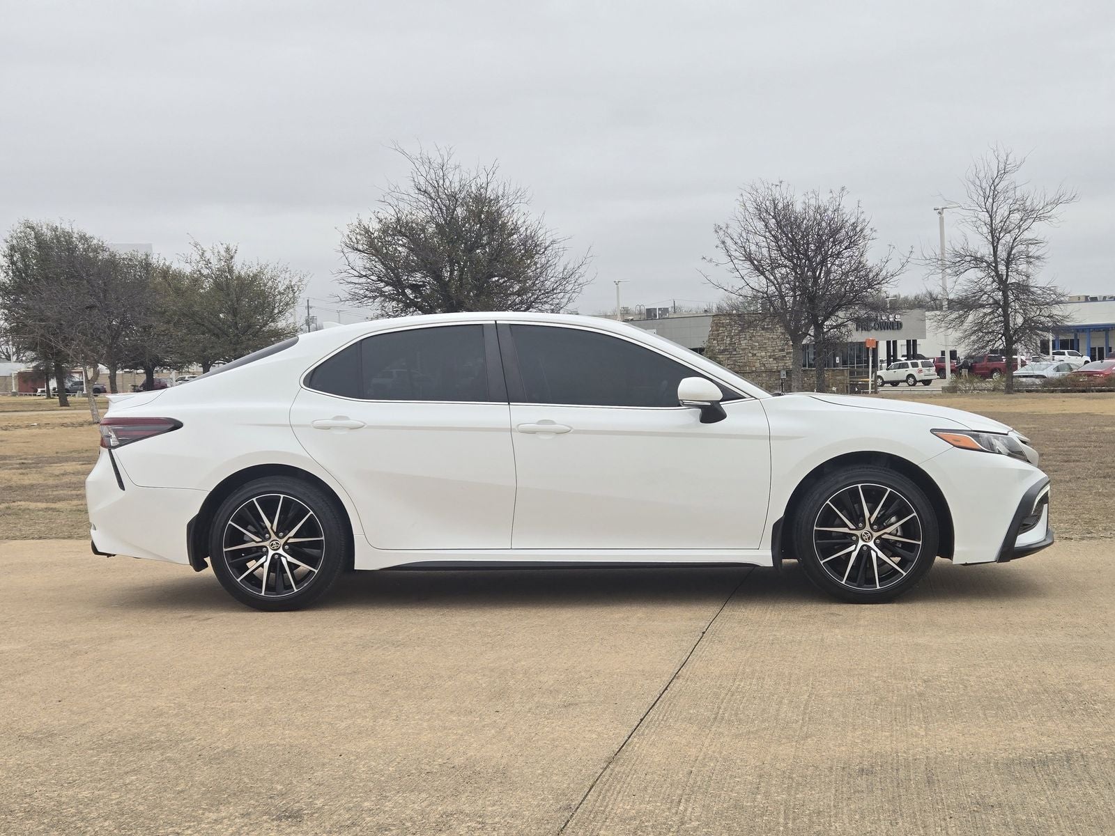 2024 Toyota Camry SE Nightshade