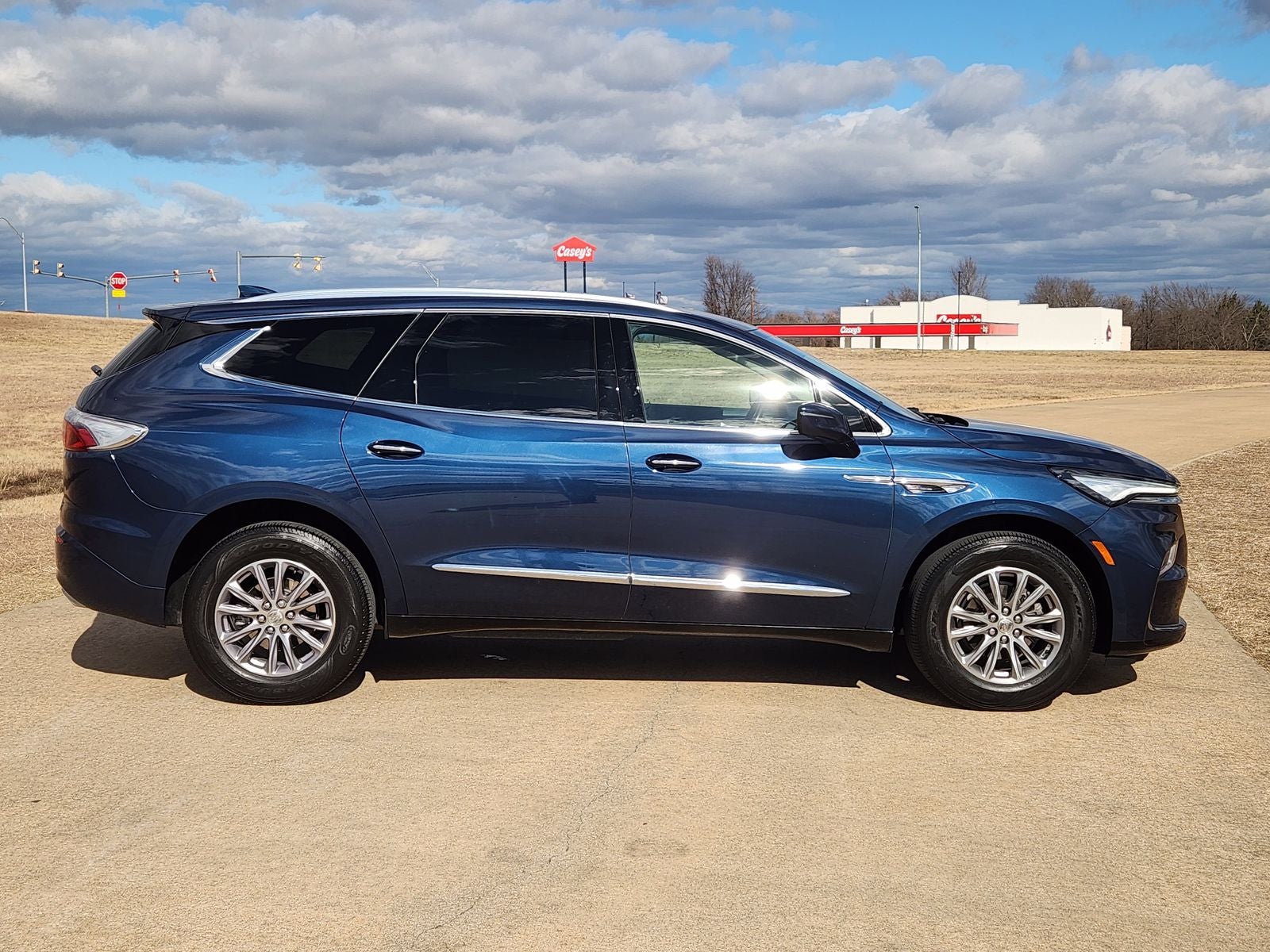 2024 Buick Enclave Essence