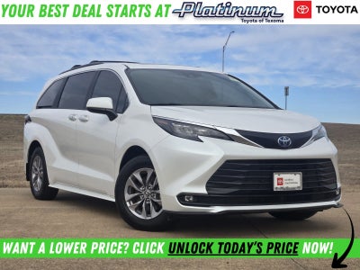 2025 Toyota Sienna XLE