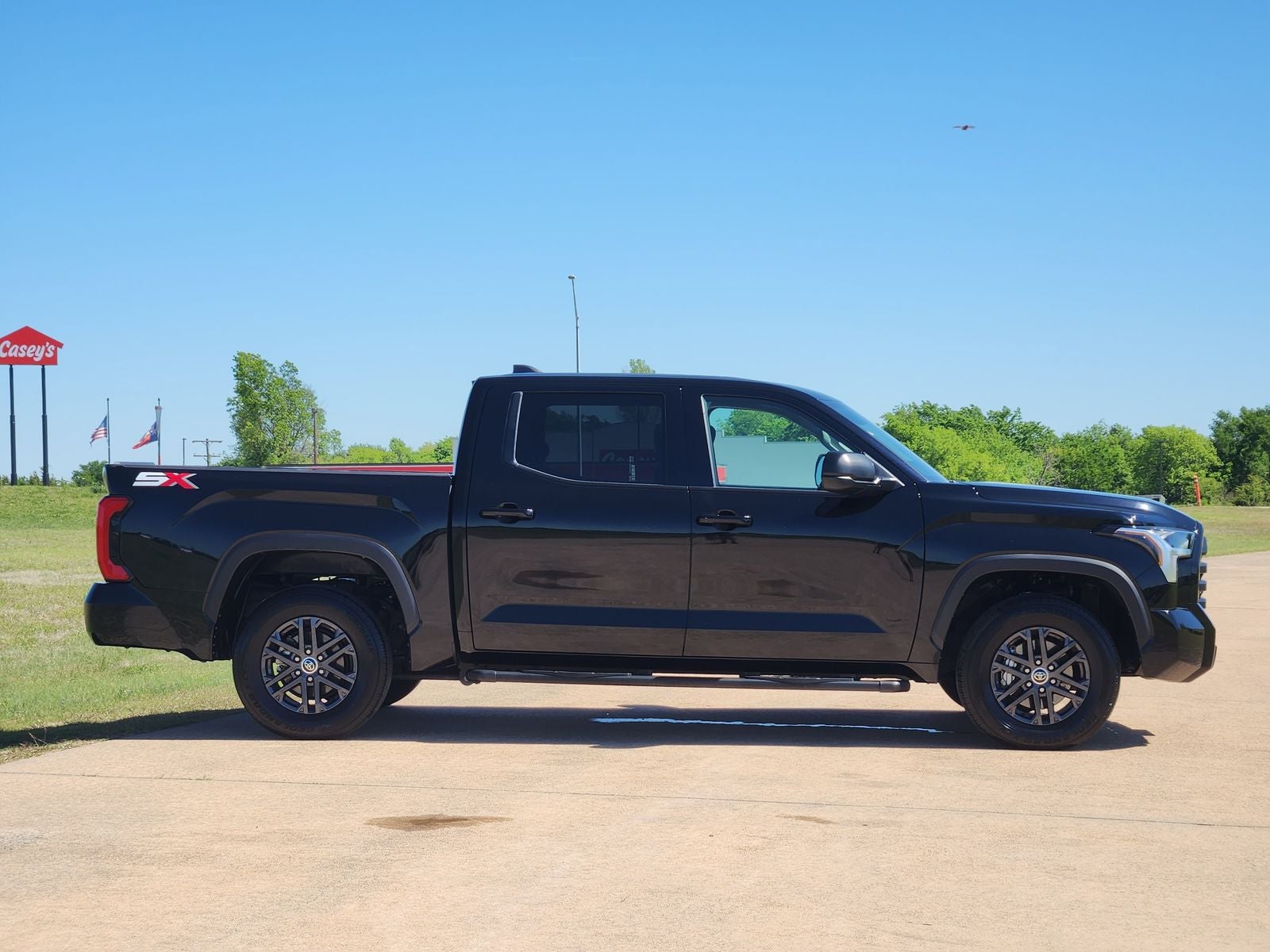 2024 Toyota Tundra 2WD SR5