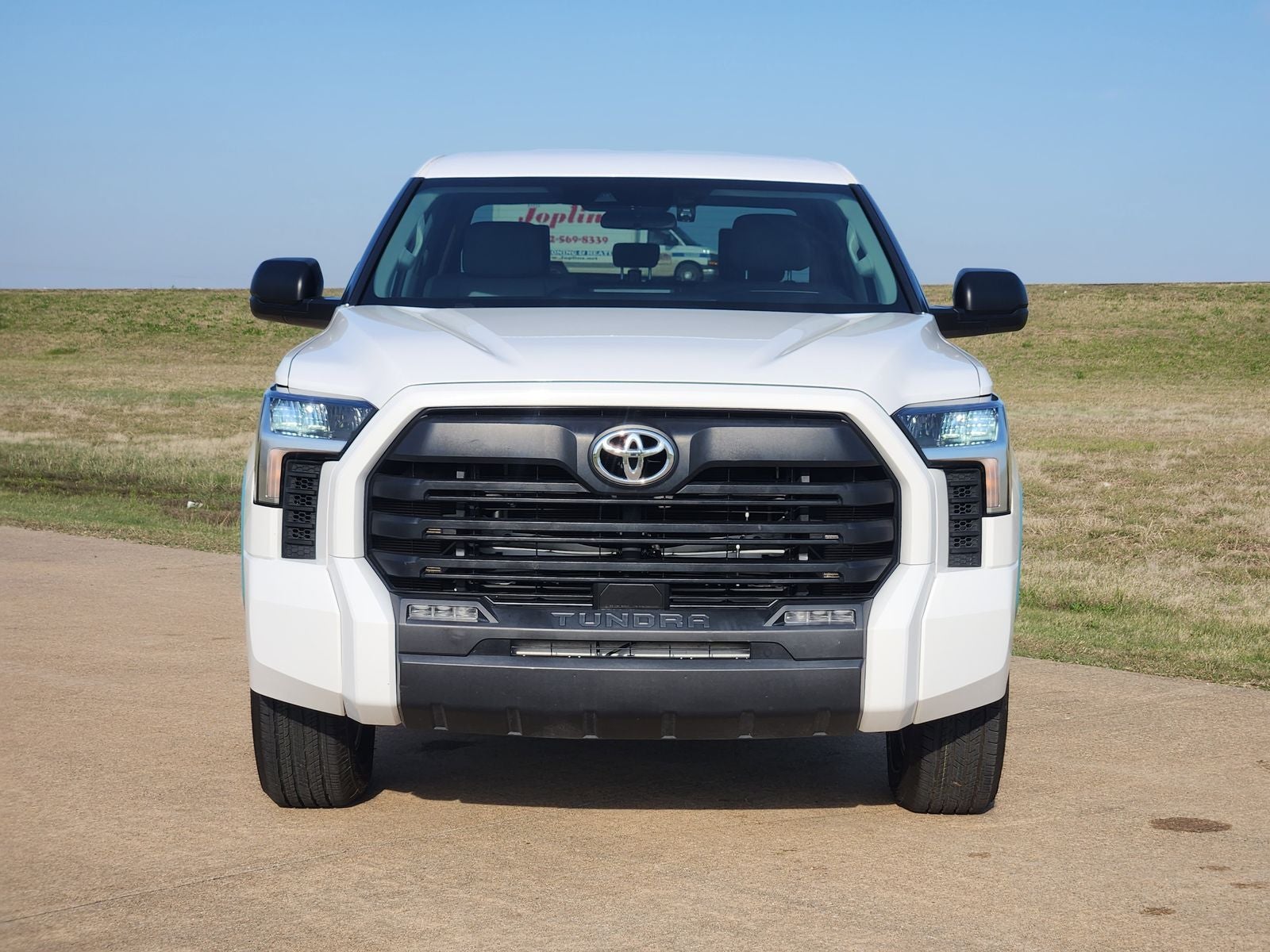 2024 Toyota Tundra 4WD SR5