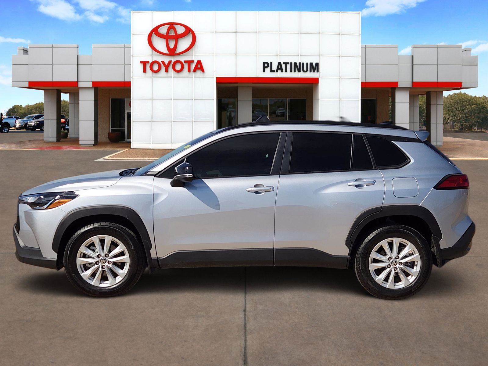 2025 Toyota Corolla Cross LE