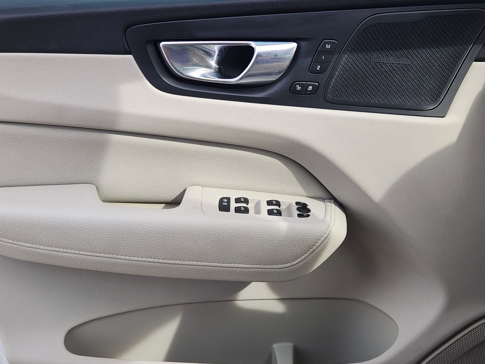 2020 Volvo XC60 T6 Inscription
