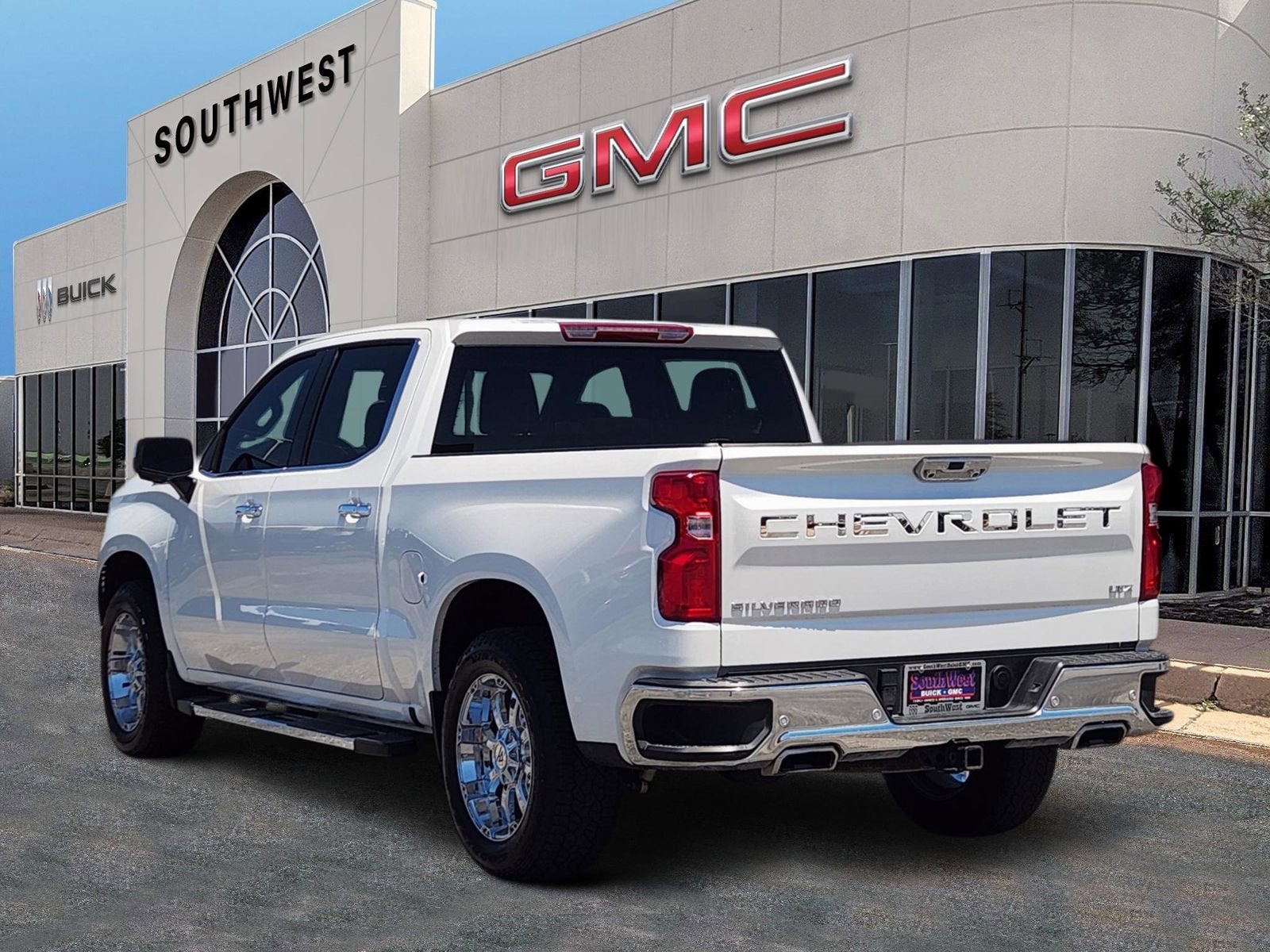2025 Chevrolet Silverado 1500 LTZ