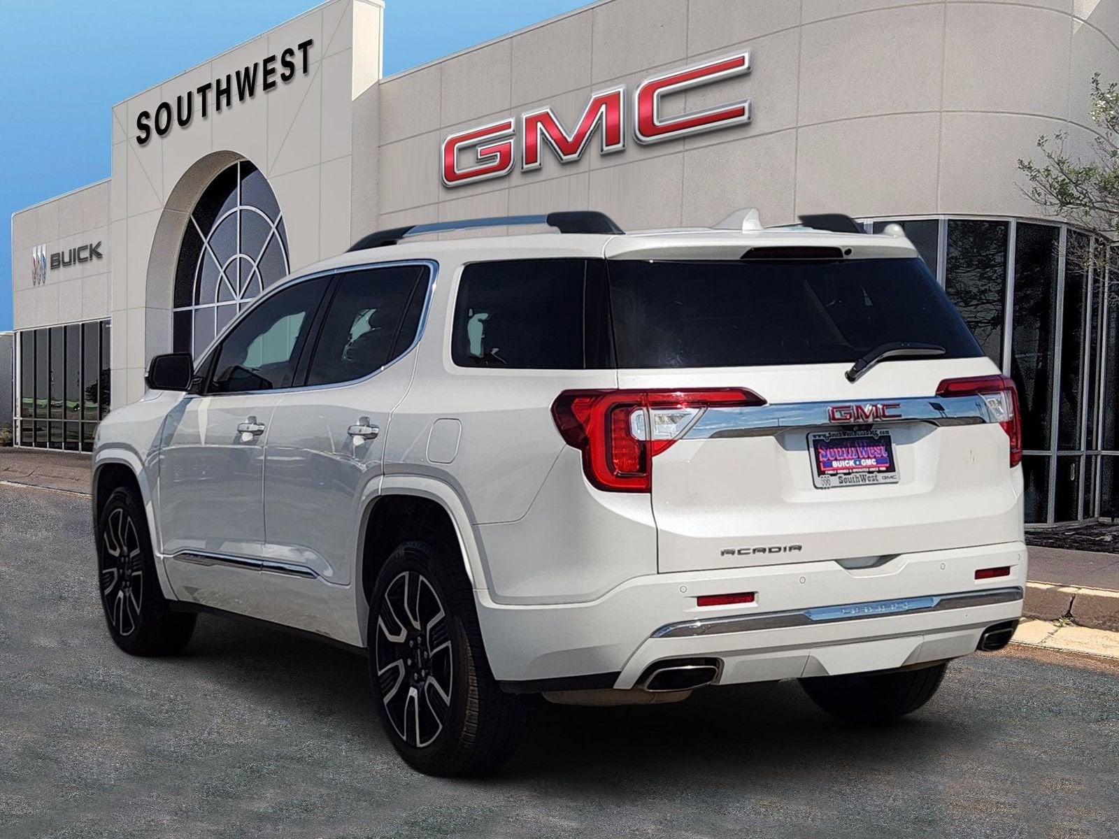 2021 GMC Acadia Denali