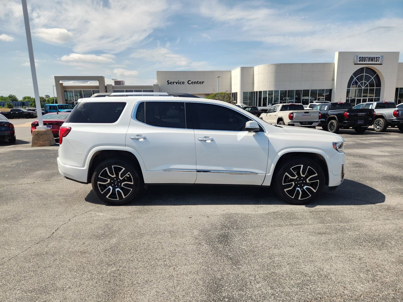 2021 GMC Acadia Denali