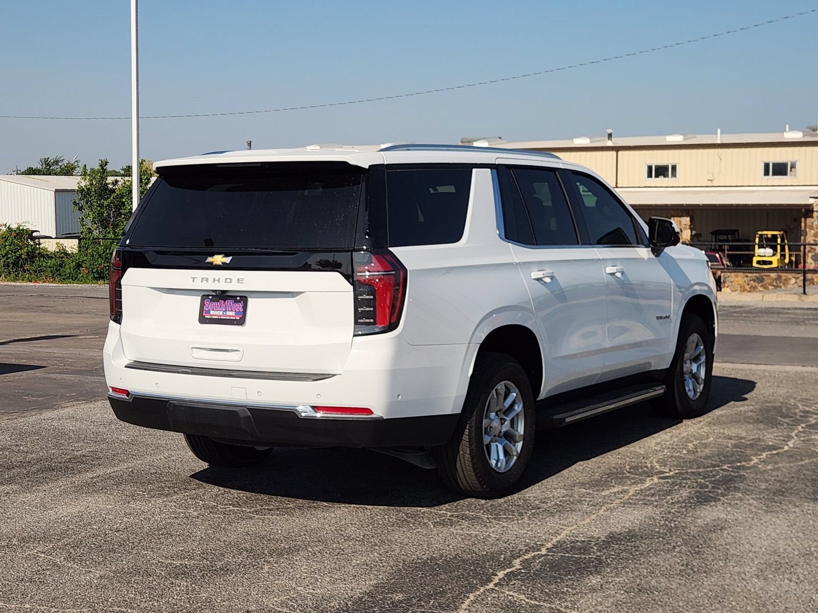 2025 Chevrolet Tahoe LS