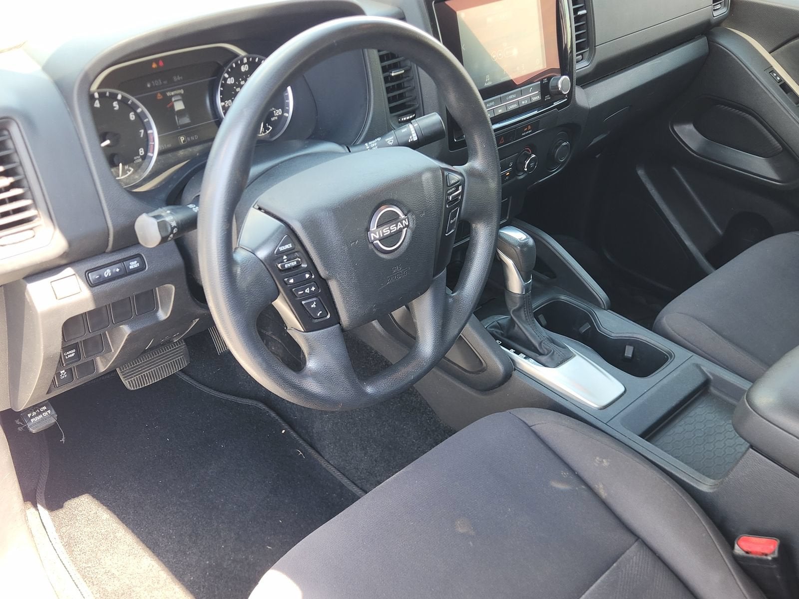 2022 Nissan Frontier S