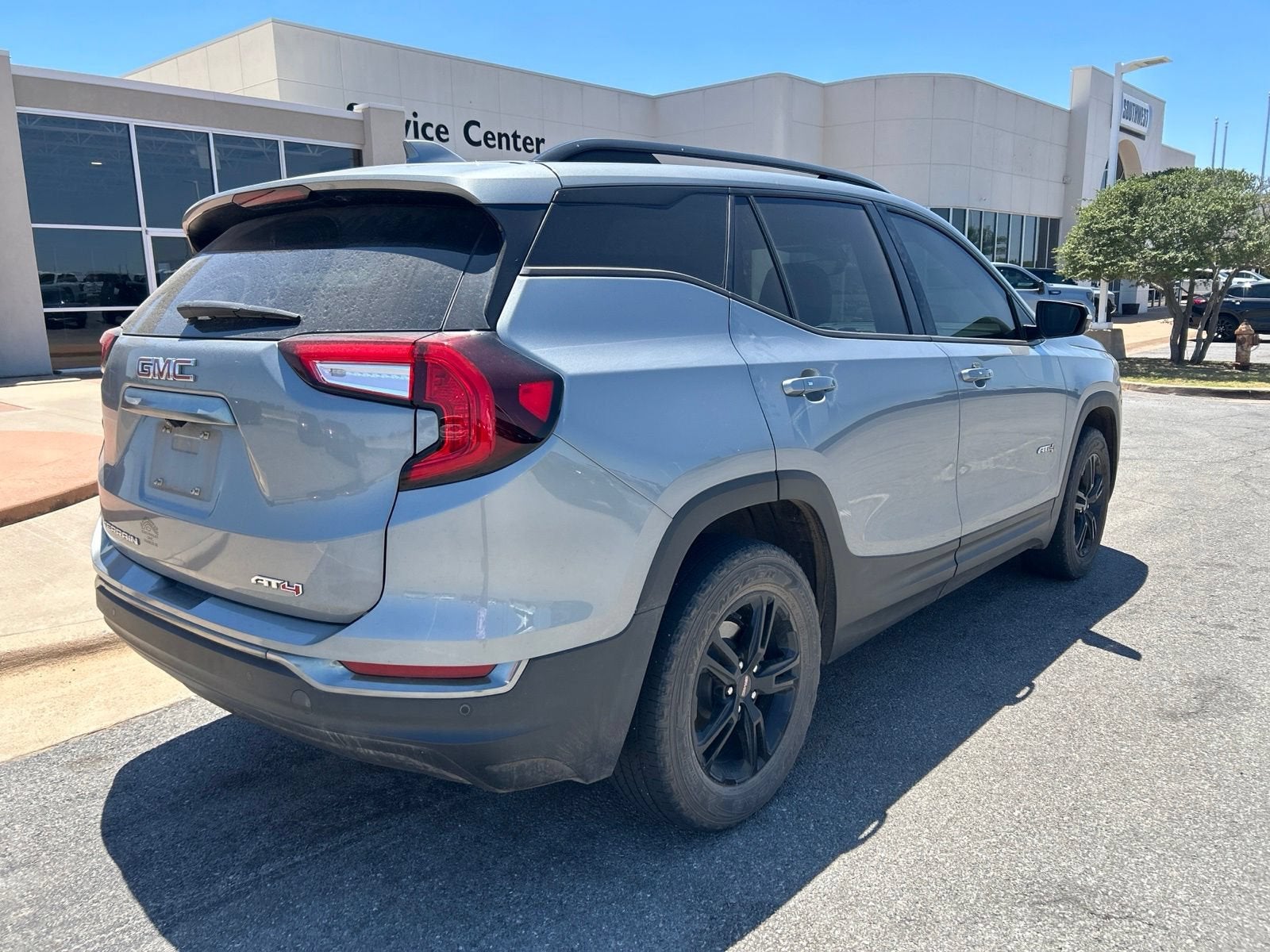 2023 GMC Terrain AT4
