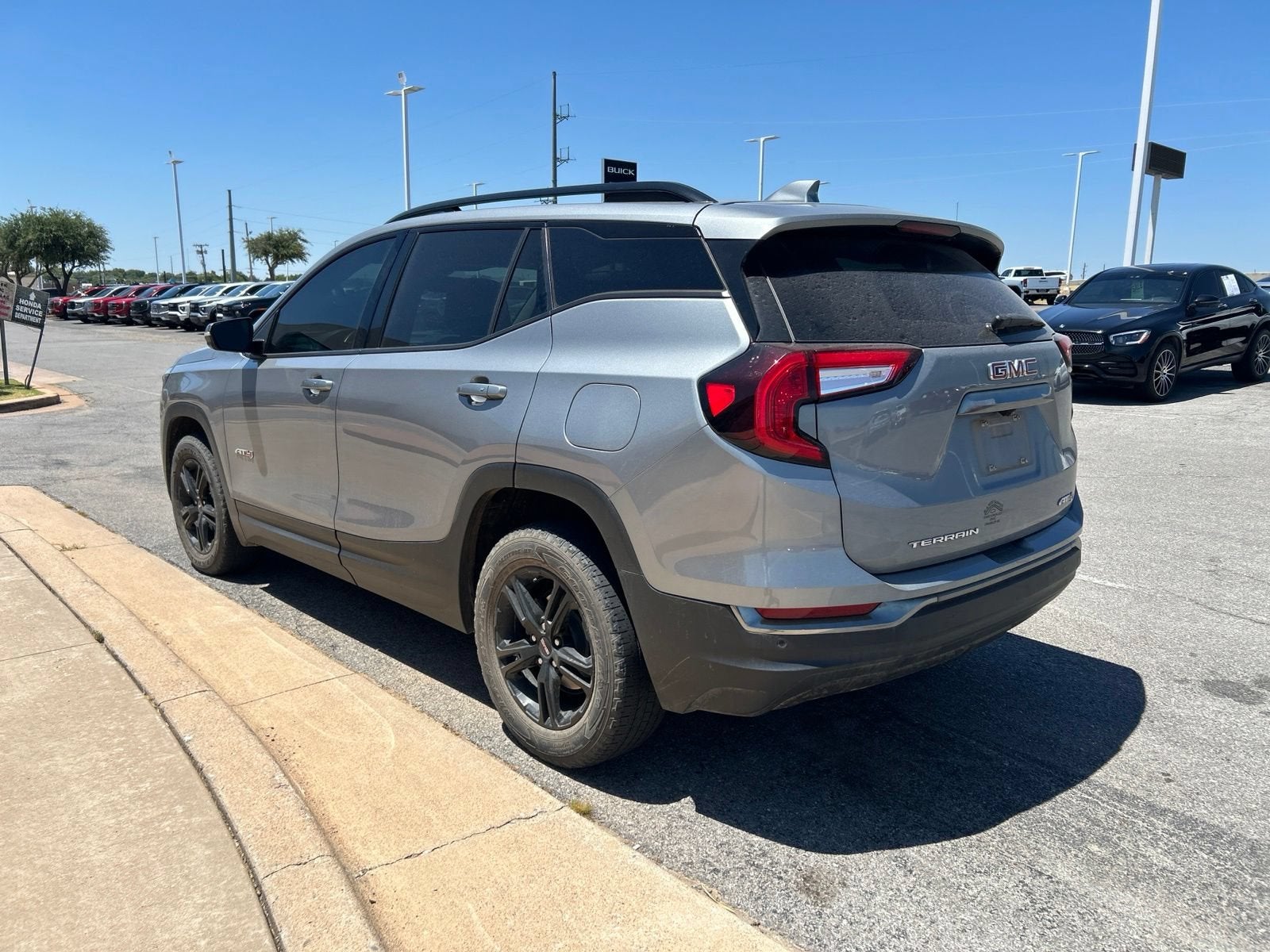 2023 GMC Terrain AT4