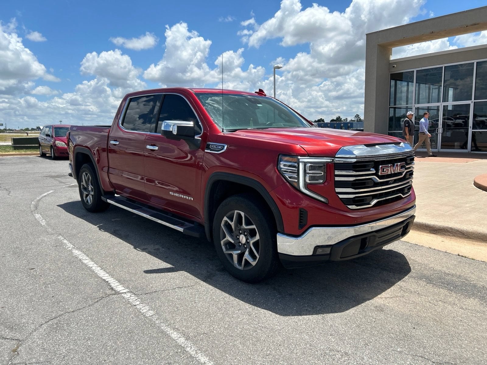 2024 GMC Sierra 1500 SLT
