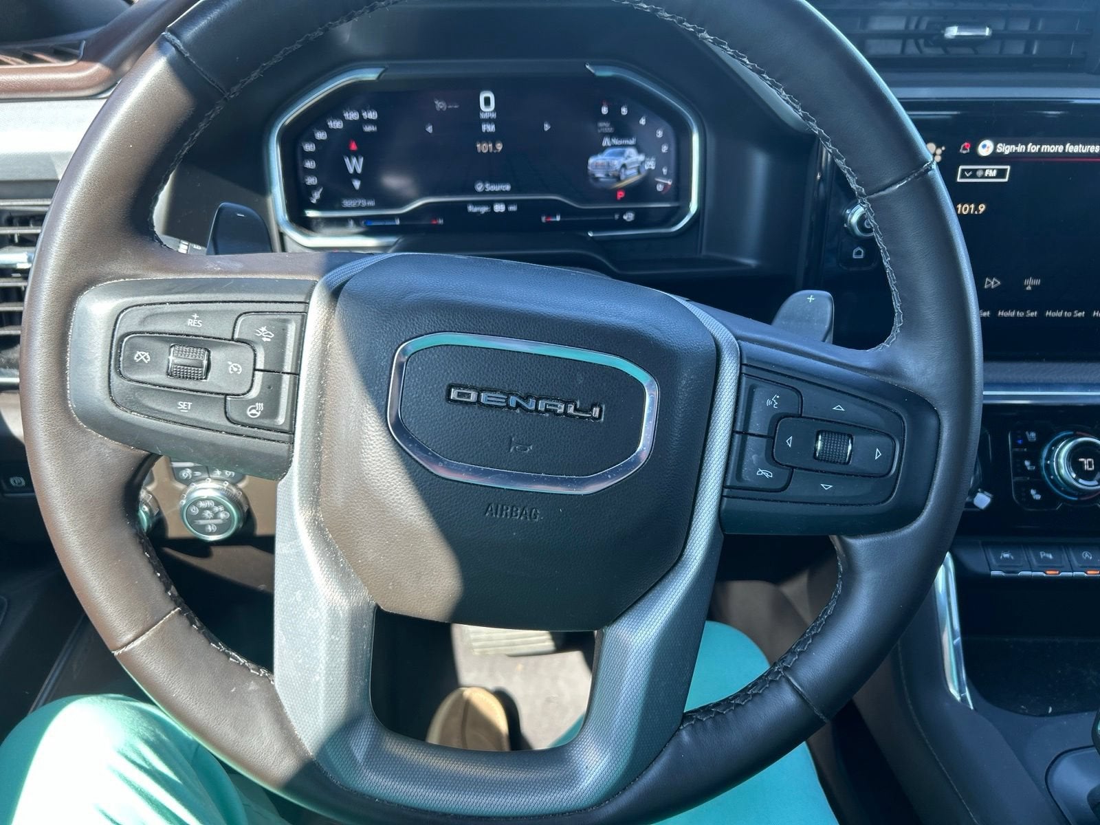 2025 GMC Sierra 1500 Denali