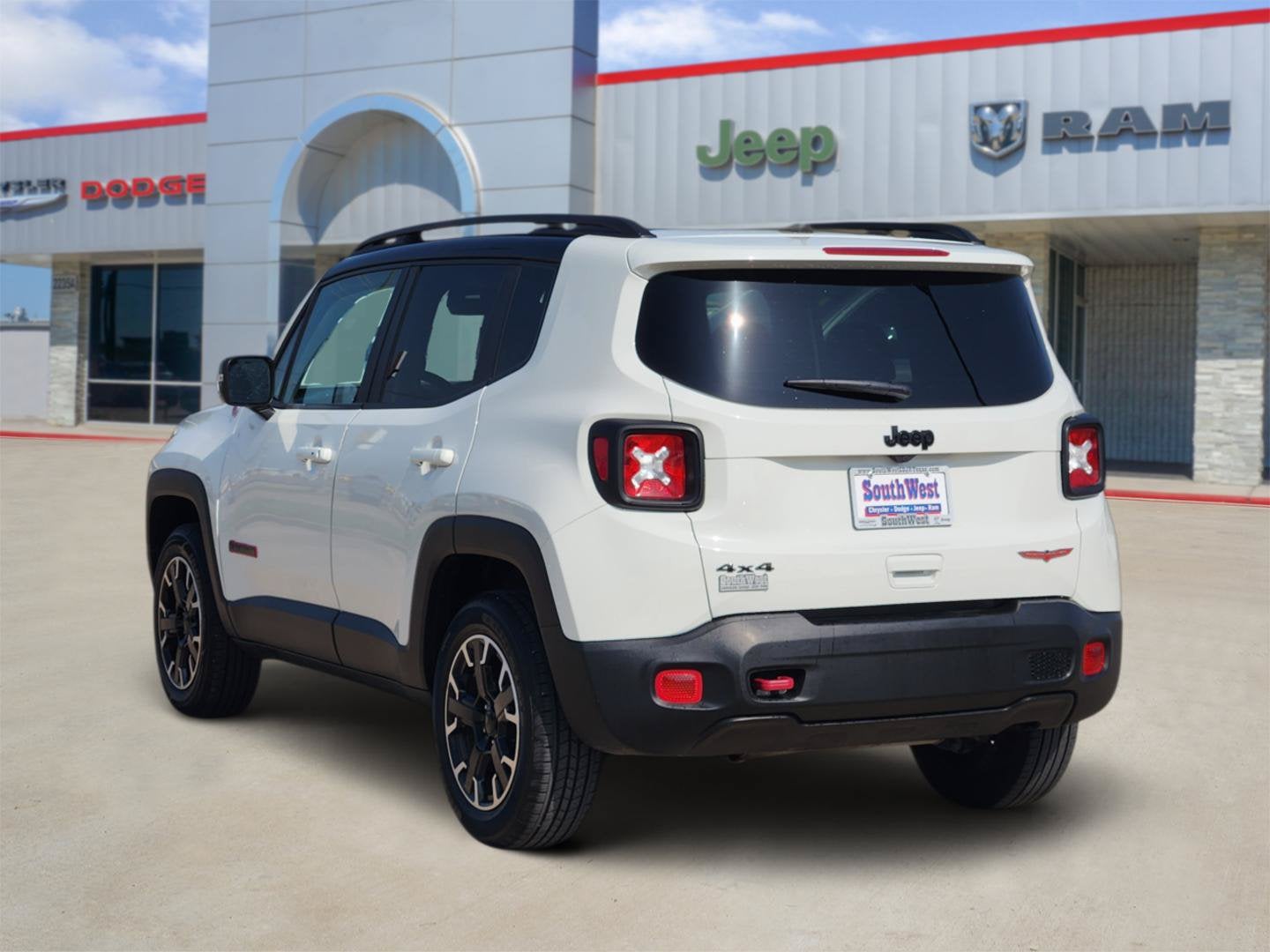 2023 Jeep Renegade Trailhawk