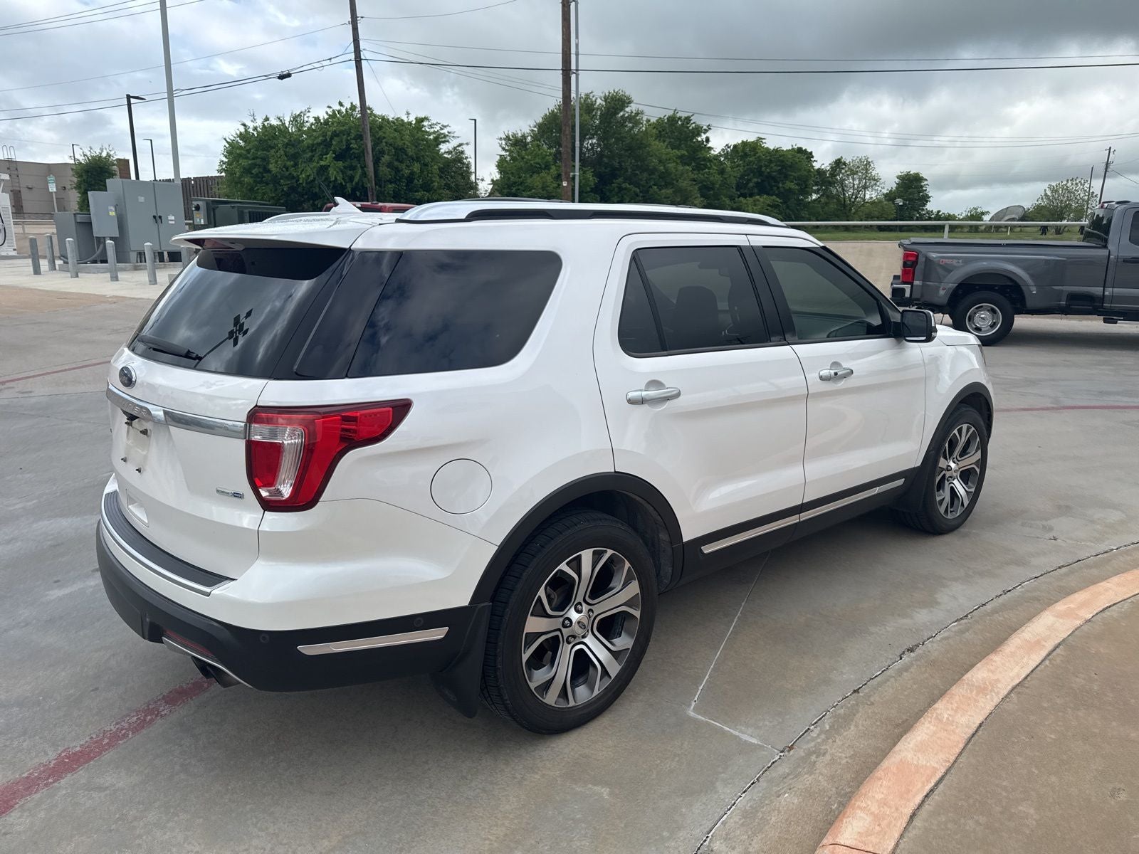 2019 Ford Explorer Platinum