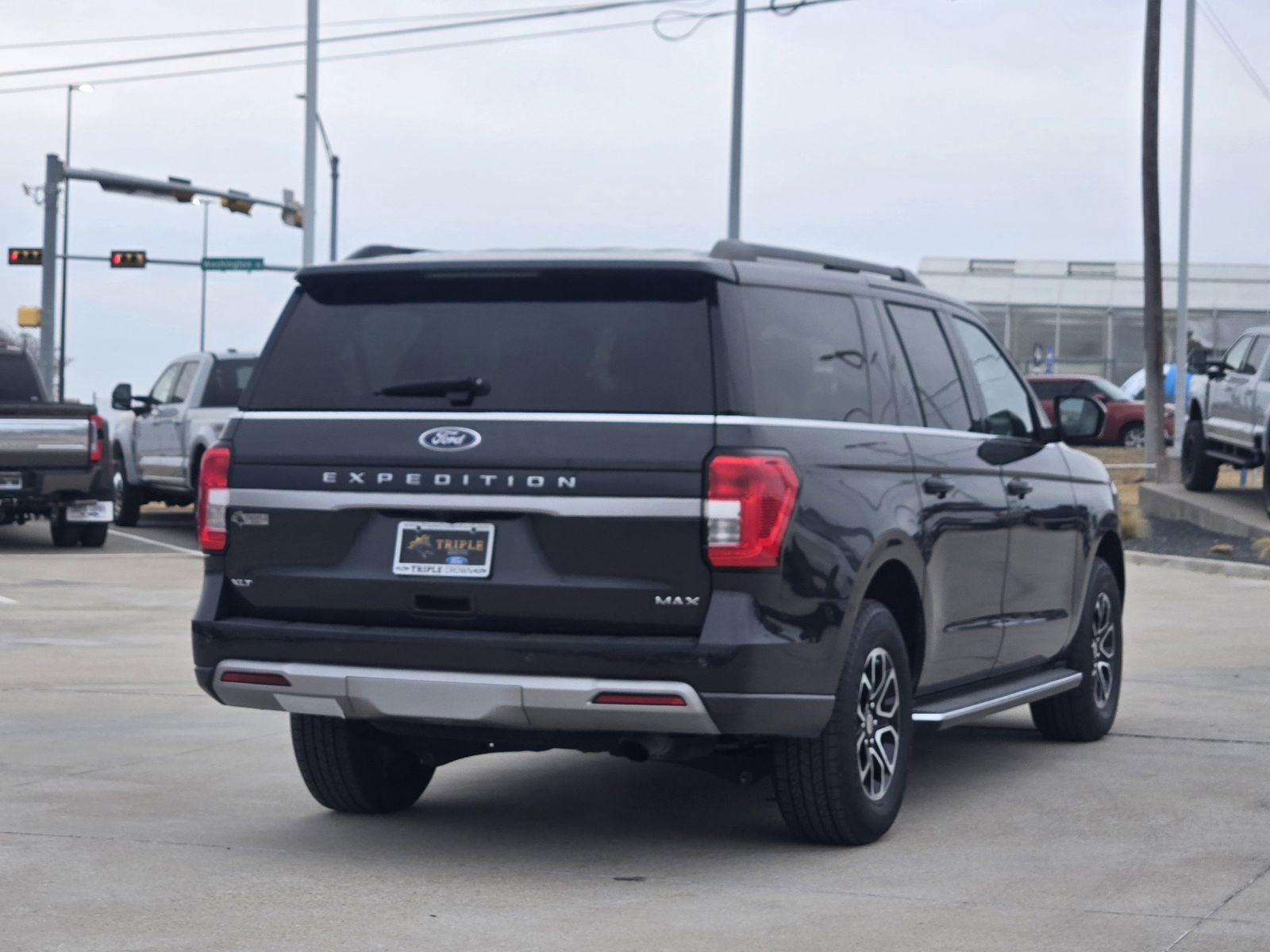 2023 Ford Expedition Max XLT