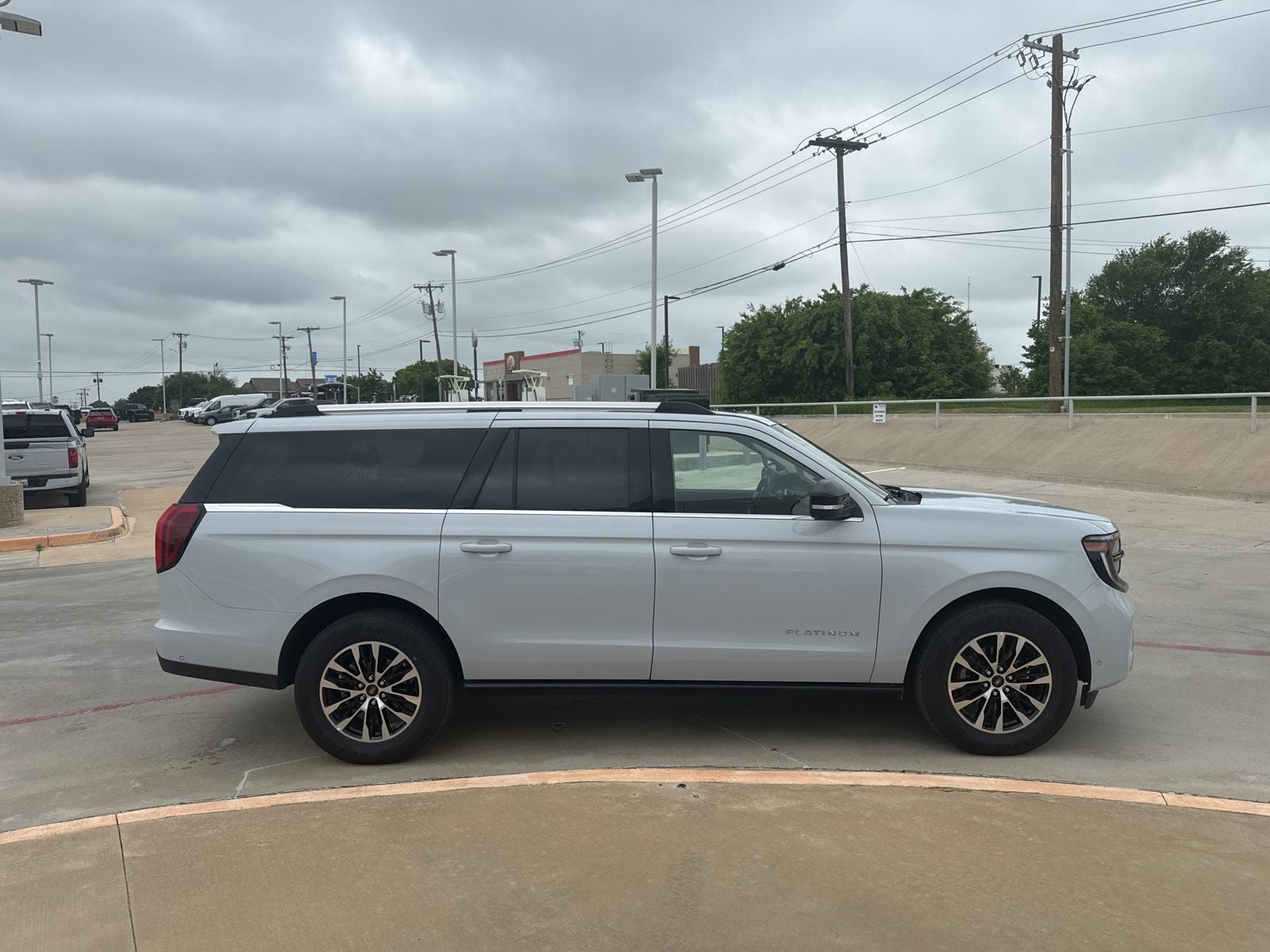 2025 Ford Expedition Max Platinum