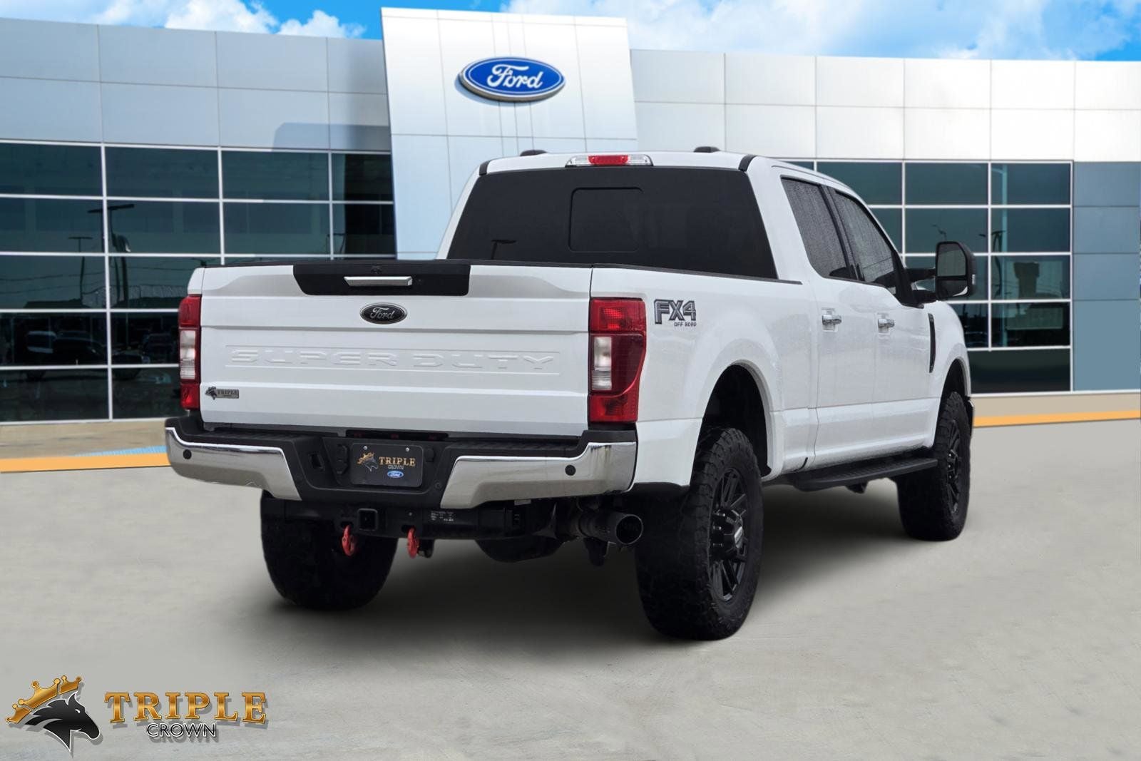 2022 Ford F-350SD Lariat